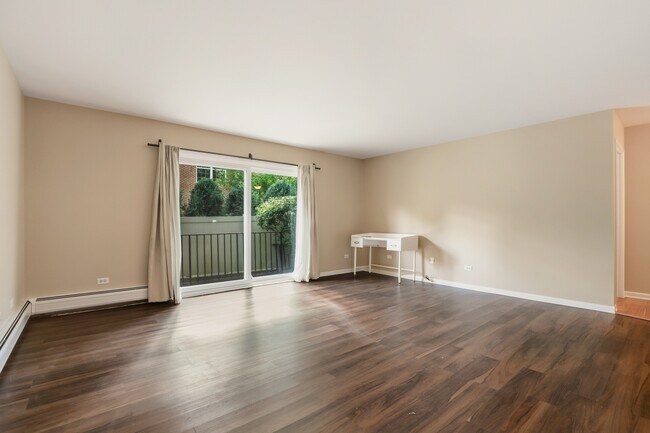 Building Photo - 505 Kenilworth Ave