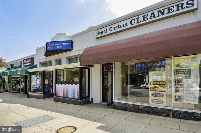 Building Photo - 3601 Wisconsin Ave NW