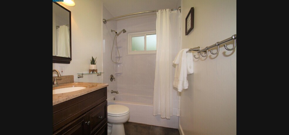 Building Photo - 3415 Grasswood Dr