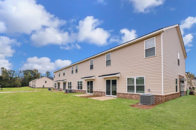 Building Photo - Hartford - Statesboro Townhomes