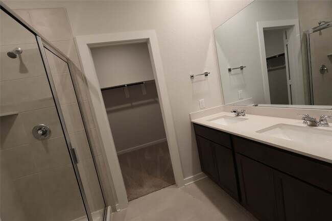 Building Photo - 8530 Blueberry Ash St