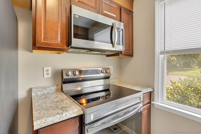 Building Photo - 141 Brighton Cir