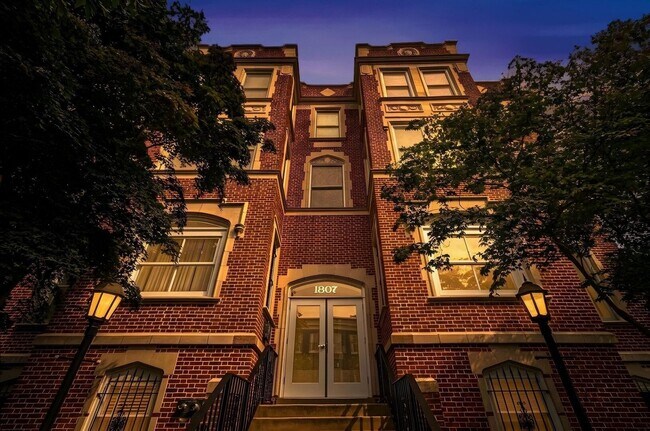 Building Photo - 1807 California St NW