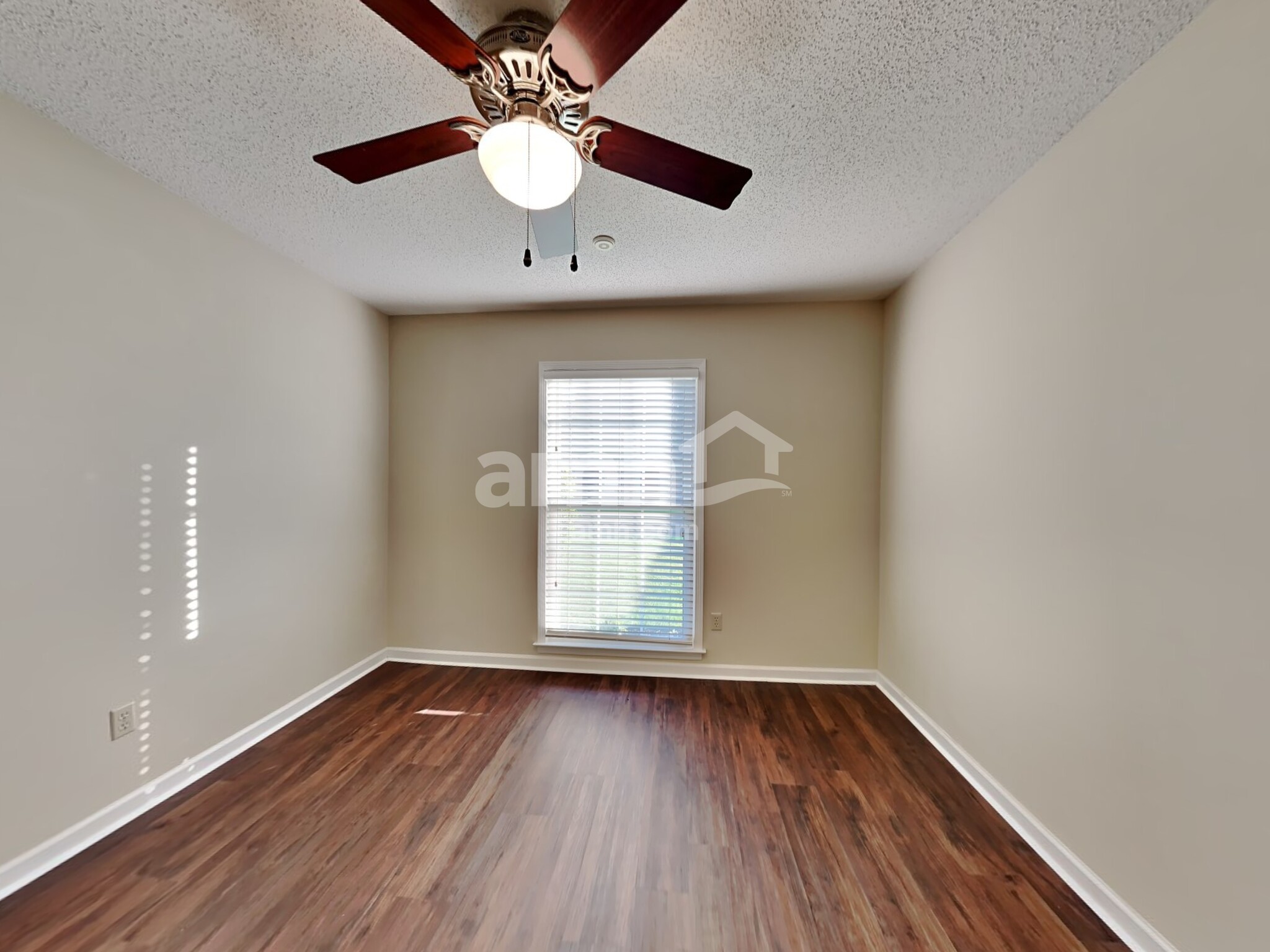 Building Photo - 536 Herring Ln