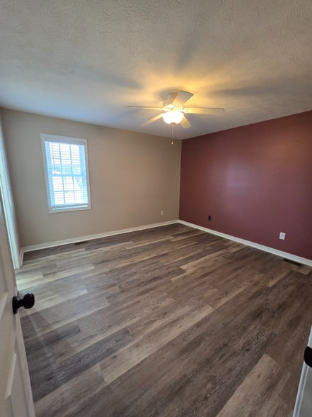 Building Photo - 4612 Raspberry Patch Ln