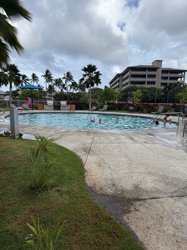 Building Photo - Modern 2 Bed / 2 Bath Condo with Top Ameni...