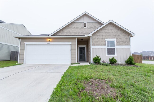 Building Photo - 14024 Sherri Berry Wy