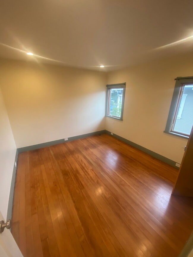 Building Photo - Charming 2-Bedroom Home in the Heart of Berkeley!