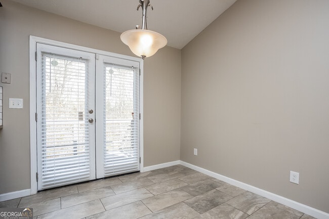 Building Photo - 7076 Shenandoah Trail