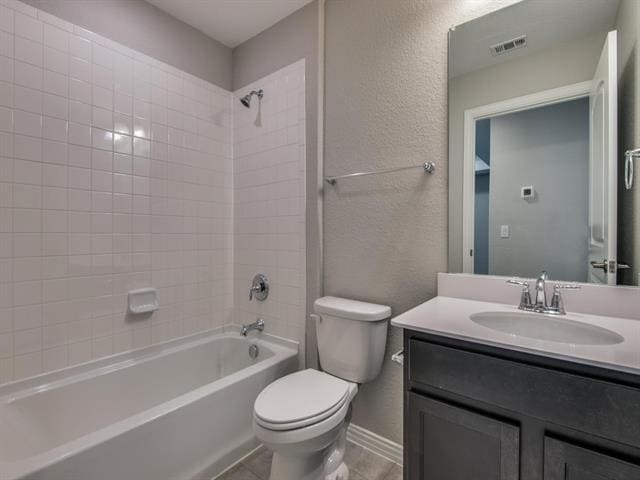 Building Photo - 7608 Parade Dr