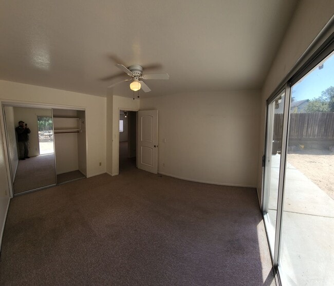 Building Photo - A Surfer's dream!! Short distance to the beach!!