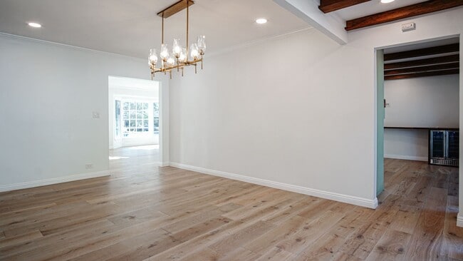 Building Photo - 5 bedroom, 5.5 bath, 4800 sq ft Prime Studio City Home with Pool and Hollywood Hills views