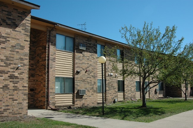 Elk Ridge Manor Elk River, MN Apartment Finder Elk Ridge Manor Elk River, MN Apartment Finder