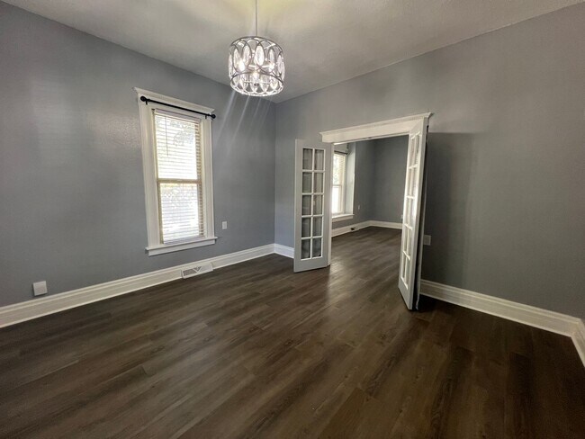 Building Photo - Historic Home Close to Downtown Loveland!