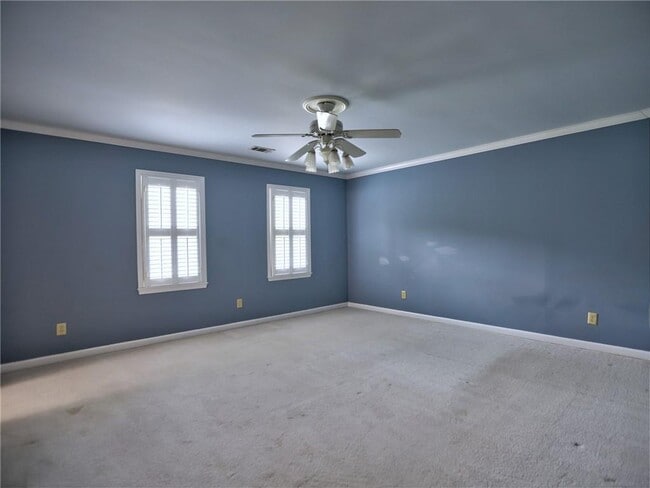 Building Photo - 2101 Mark Hall Ct NE