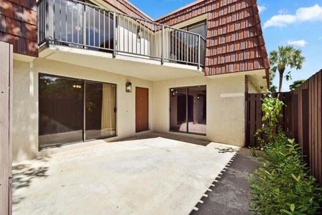 Building Photo - 8535 Boca Rio Dr