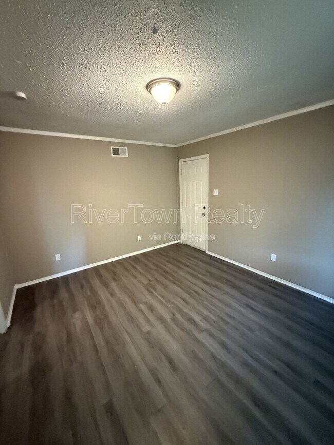Building Photo - 3386 Spring Water Cove