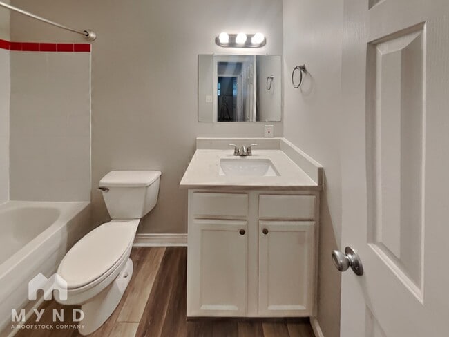 Building Photo - 4957 Betsy Dr