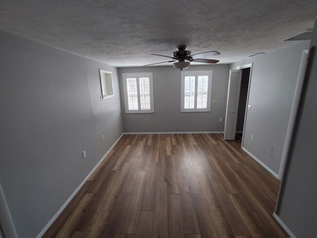 Building Photo - Coming Soon!!  Avaliable May 1, 2025 Spaci...