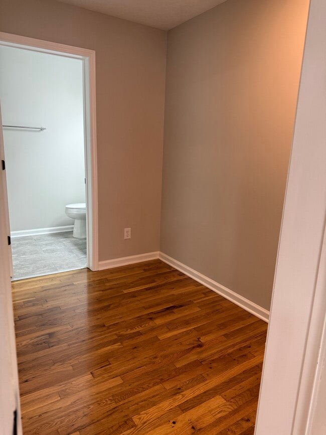 Building Photo - 1014 Bridle Ct