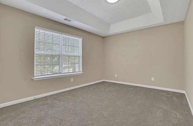 Building Photo - 4099 Robin Cir