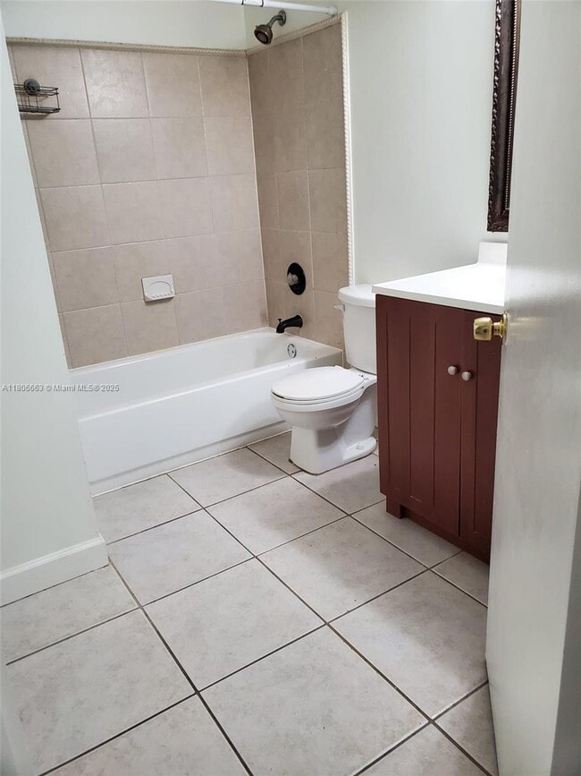 Building Photo - 1154 Coral Club Dr