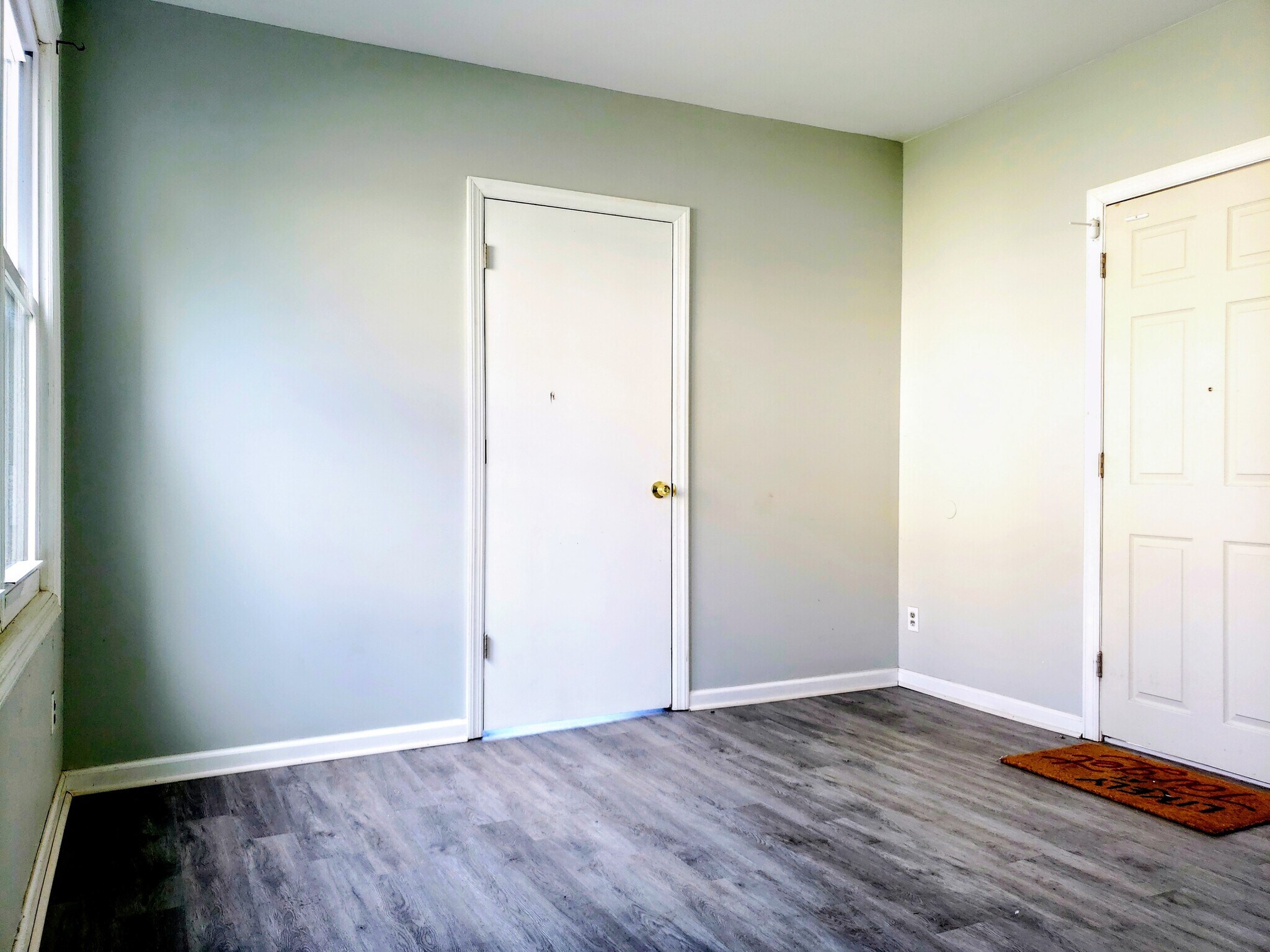 Building Photo - 33 Lafayette St