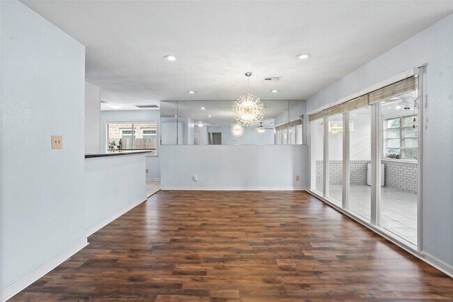 Building Photo - 16 Harbor Ln