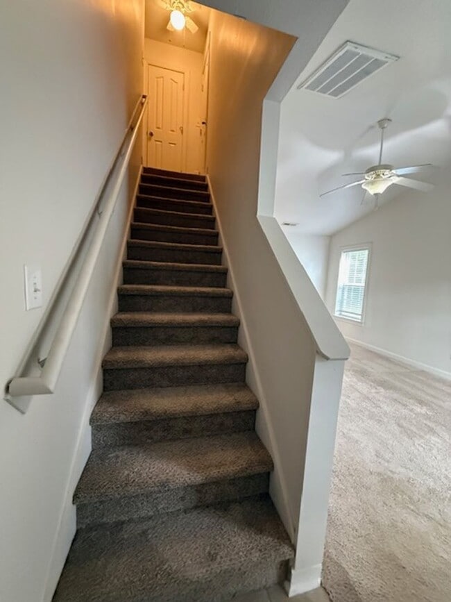 Building Photo - Carolina Forrest! 3 Bedroom / 3 Bath. Pet Friendly.