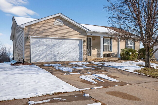 Building Photo - 120 Trotters Creek Ln