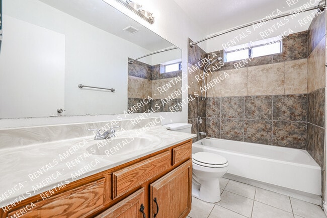 Building Photo - 8342 W Orchid Ln