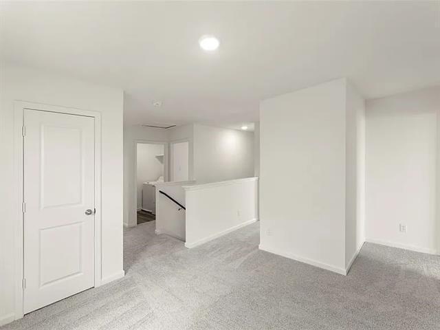 Building Photo - 5909 Sahara Dr