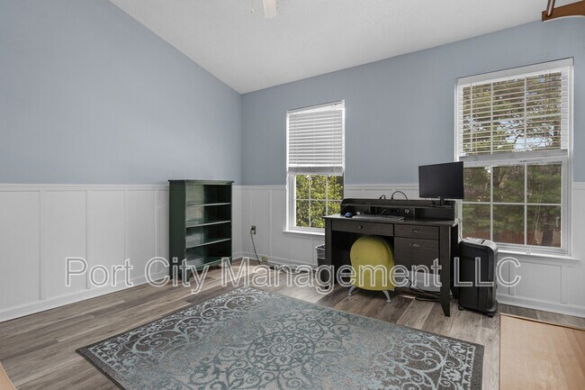 Building Photo - 9219 Christ Ct