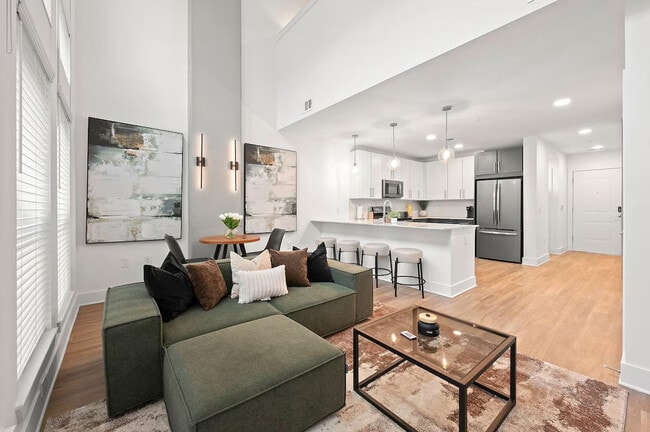 Primary Photo - 230 Bill Kennedy Wy SE