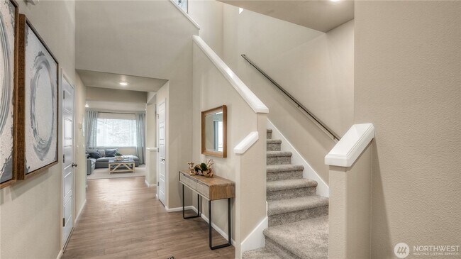 Building Photo - 3420 80th Ave NE