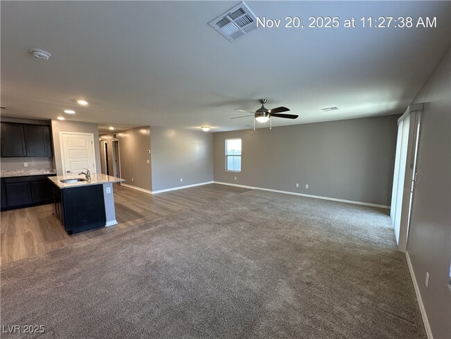 Building Photo - 4924 Eterno St