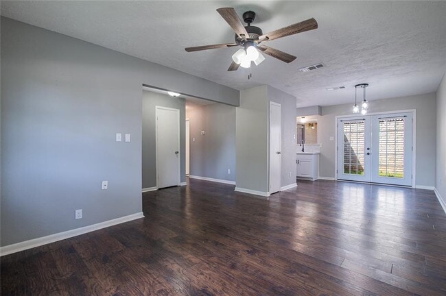 Building Photo - 17122 Blackhawk Blvd