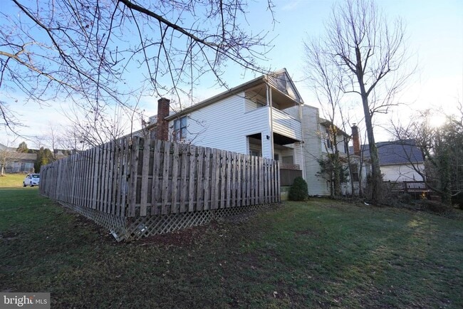 Building Photo - 103 Bonnie Lark Ct
