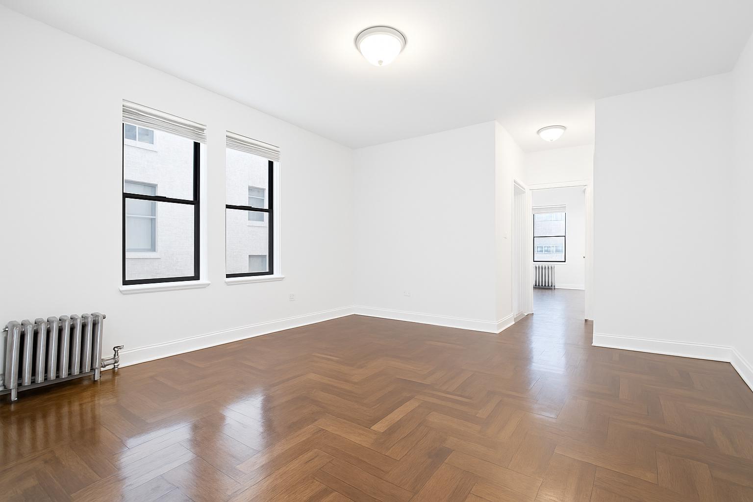 Building Photo - 105 Pinehurst Ave