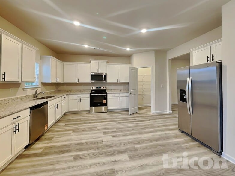 Building Photo - 1505 Big Bud Ln