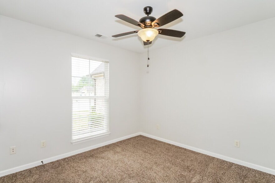 Building Photo - 3620 Harvest Tree Dr