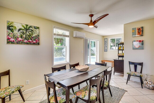 Building Photo - 103 Essex Dr