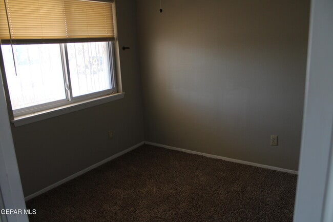 Building Photo - 5613 Wadsworth Ave