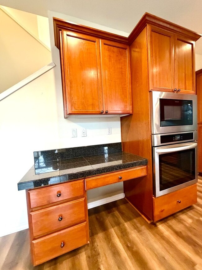 Building Photo - Beautiful Home in the Sought After Arbor C...