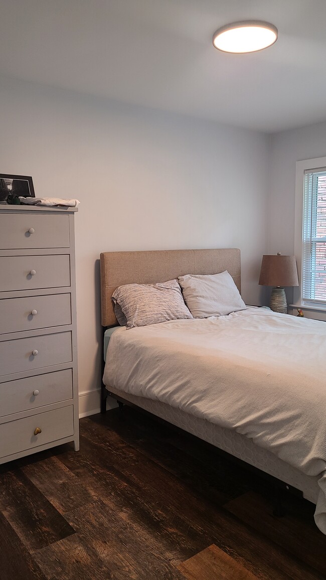 Building Photo - 25 Wilmer St