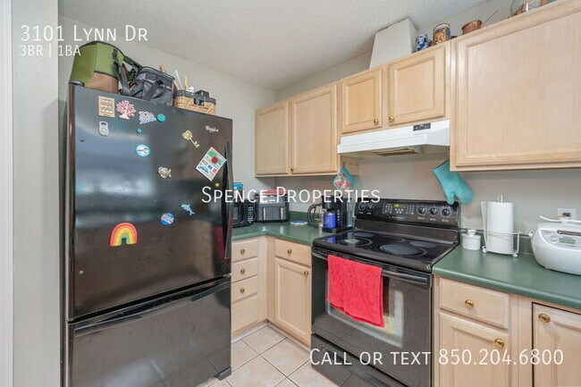 Building Photo - 3101 Lynn Dr