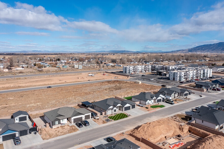 Building Photo - 4420 W 300 N