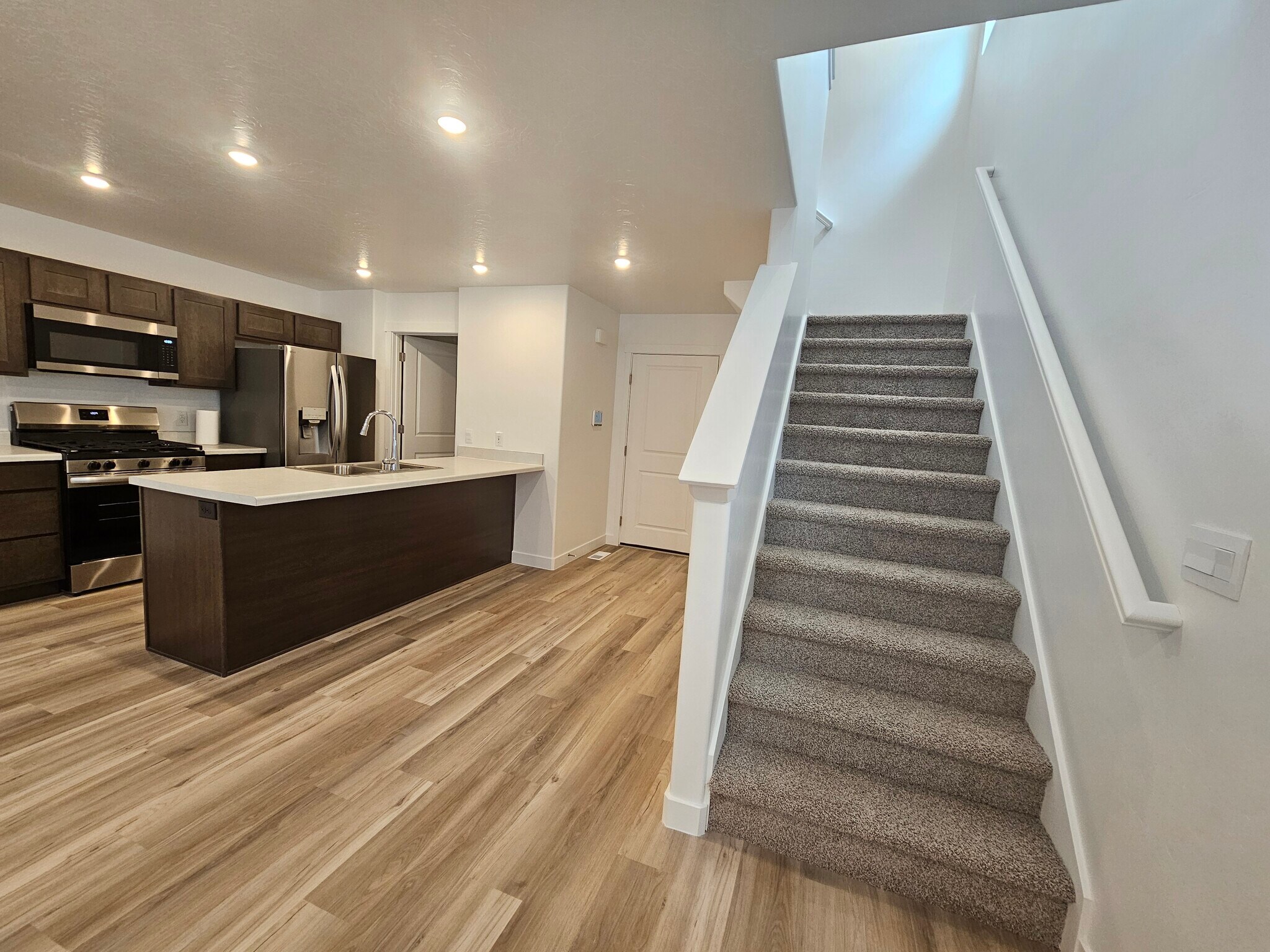Building Photo - 1731 N Copper Canyon Dr