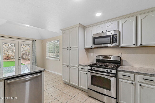 Building Photo - 6312 Casper Ridge Dr