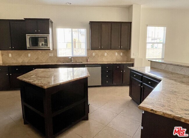 Building Photo - 8776 Soothing Ct